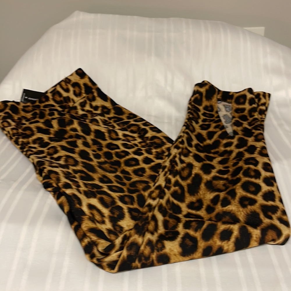 Animal Print Leggings. Animal.🦒